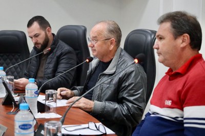 649cd0dd-609d-4d7e-ab5b-82ec612bcacf.jpg