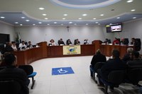 EM SESSÃO EXTRAORDINÁRIA, VEREADORES DE FAZENDA RIO GRANDE APROVAM PPA 2026-2029