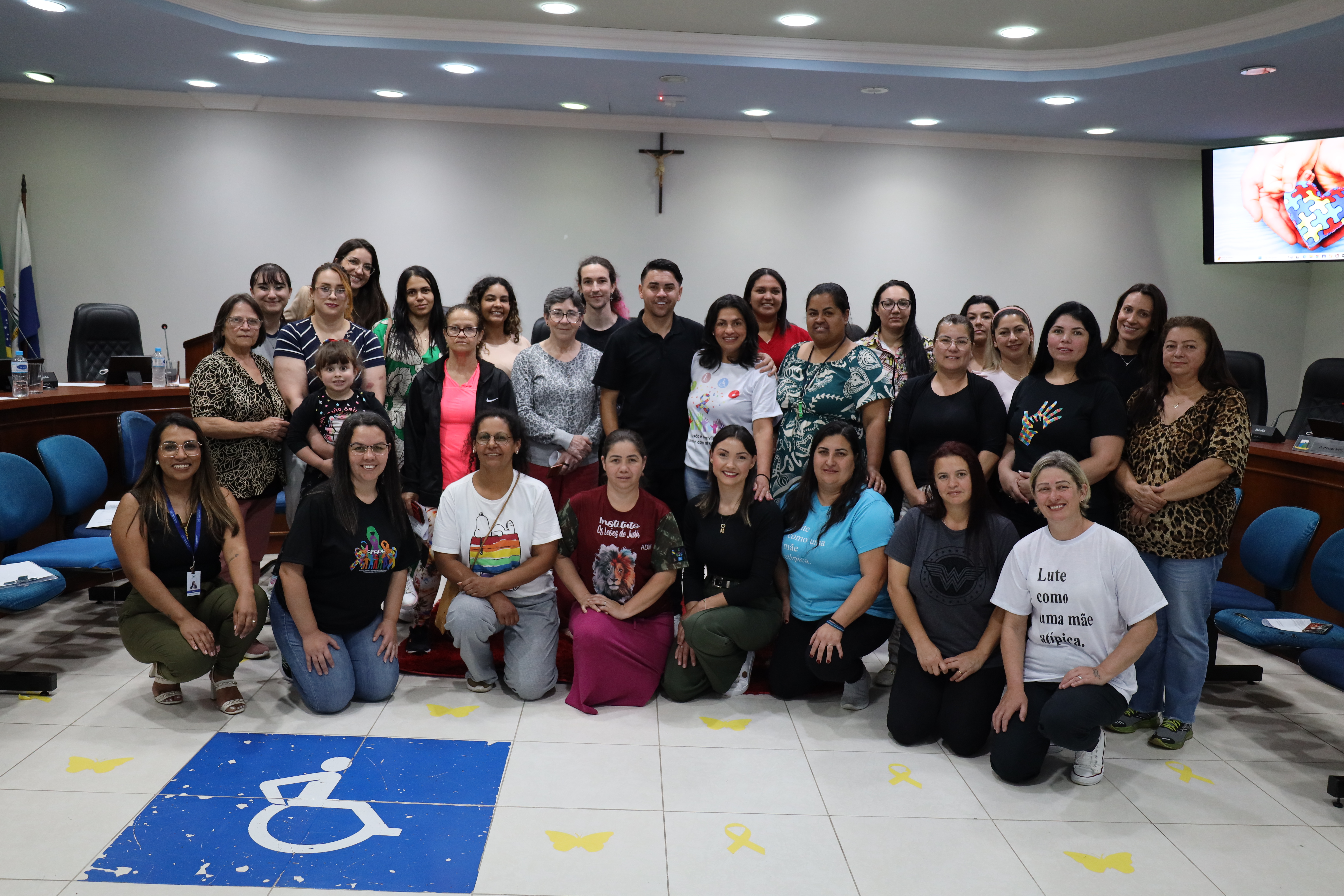 MÃES ATÍPICAS PARTICIPAM DE RODA DE CONVERSA NA CÂMARA DE  FAZENDA RIO GRANDE